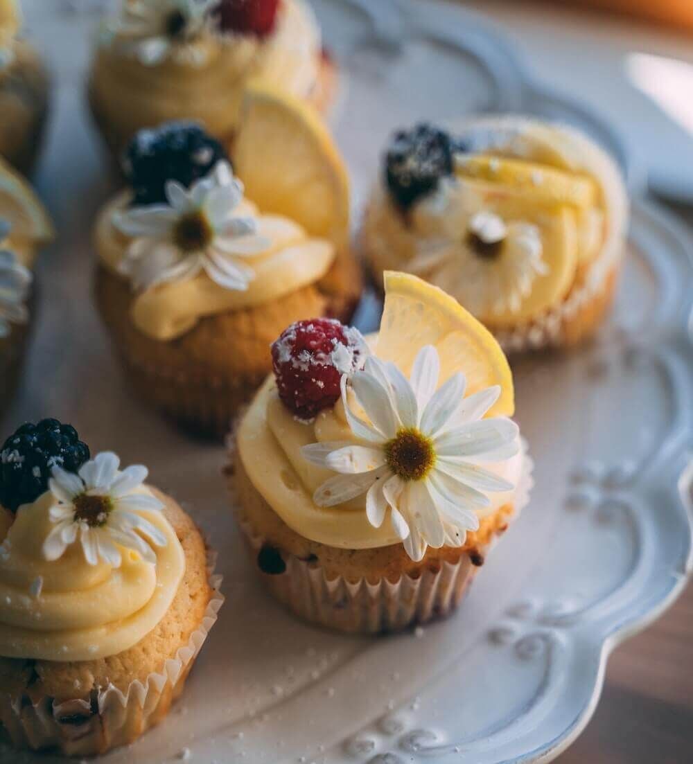 banana & raspberry muffins