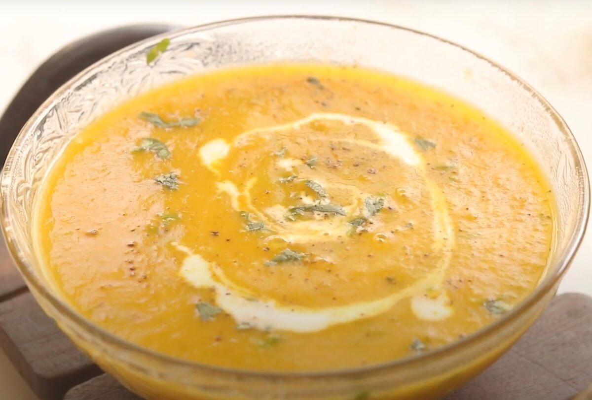 delicious vegan carrot and ginger soup recipe