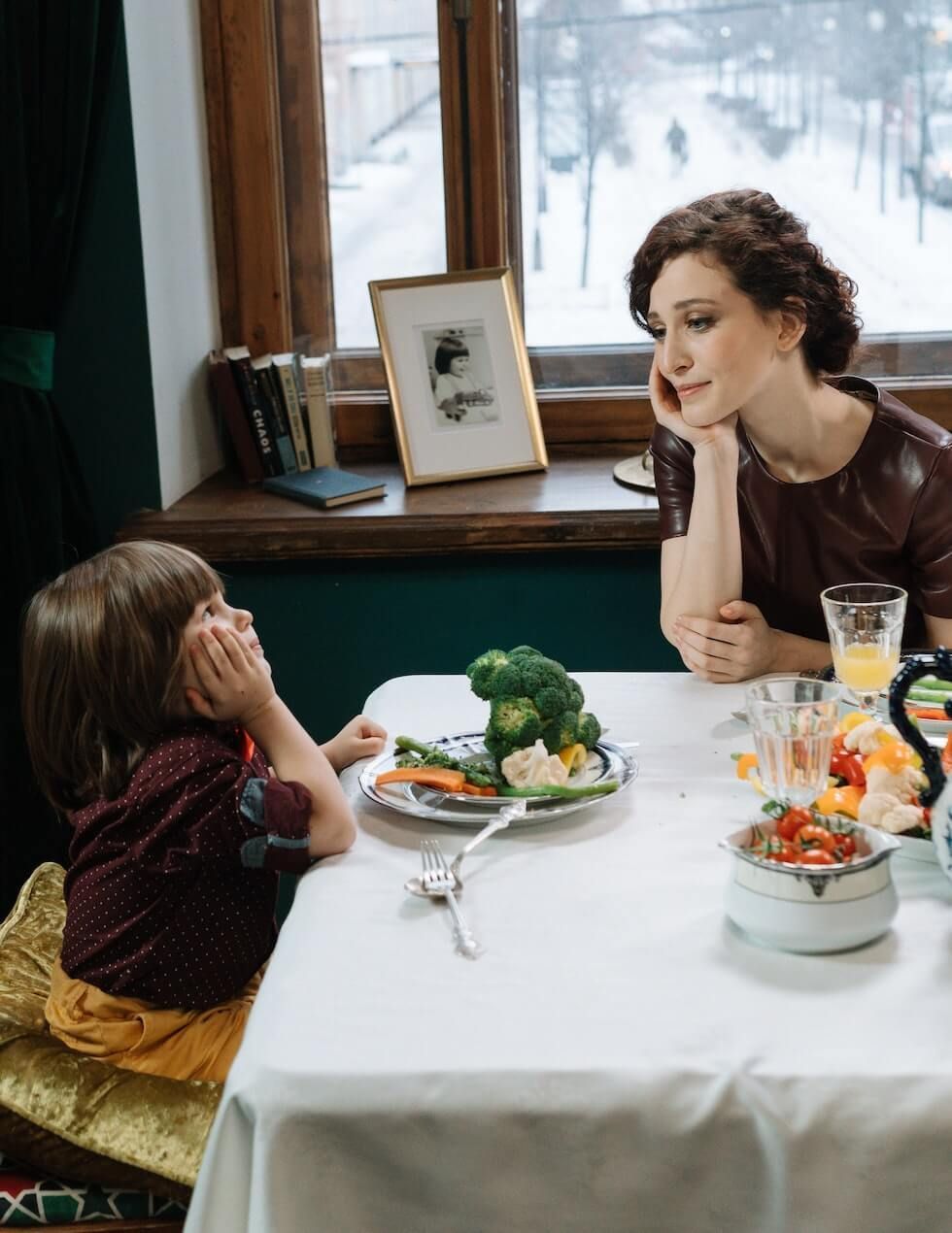 how to get kids to eat more fruits and vegetables