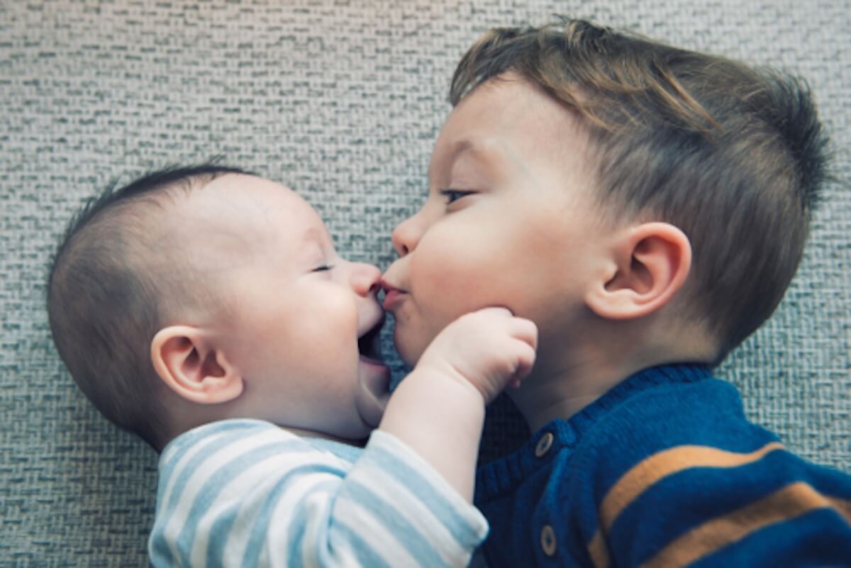 pros and cons of siblings sharing a room in Fort Worth, TX pros and cons of siblings sharing a room in Fort Worth, TX