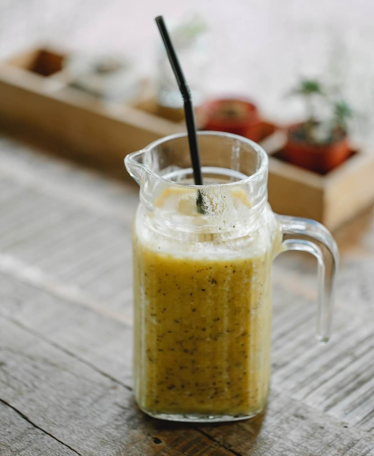 try this pink valentine’s day vegan strawberry banana smoothie