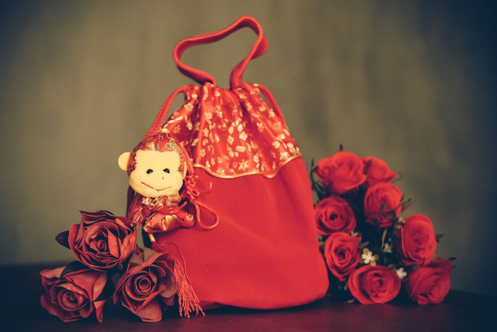 vegan friendly valentine’s day goodie bags for your kid’s classmates