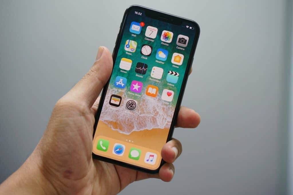 5 Vegan Apps To Make Your Life Easier 5 Vegan Apps To Make Your Life Easier
