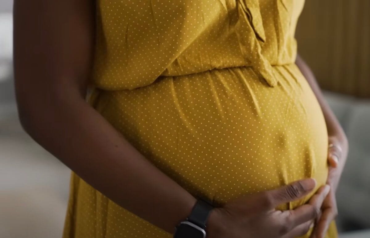 when will my pregnancy start to show? in St. Louis, MO when will my pregnancy start to show? in St. Louis, MO